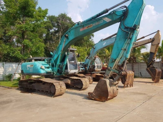 ขาย 790,000 KOBELCO sk 200-5 super ซีเรียลสูงก่อนเป็นรุ่น มาคร์ ซิกหรือรุ่น 6 มีลายหัวเจาะ มีตัวปร้บคอนโทลว่าจะขับระบบไหนปรับได้เลย เล่มทะเบียน สภาพเก่านอก ทำงาน 12,000 ชม. ไฟฟ้าครบ เครื่องดี ปั้มแรง เอวแน่น ช่วงล่างสวย รถสวยพร้อมใช้เอกสารพร้อมโอน รถอยู่