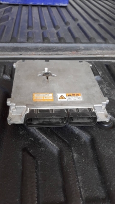 ขายด่วน กล่องไฟเครื่องยนต์ Isuzu240 อุปกรณ์ใช้งานได้ดีเยี่ยมปรกติ สภาพสวยเพียง 15000 บาท