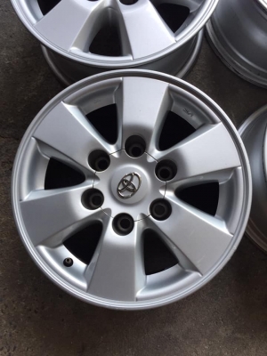 ล้อโตโยต้า ขอบ15+น๊อต  ชุด3900บ.โทร0879050181.ส่งได้ทั่วไทยครับ
