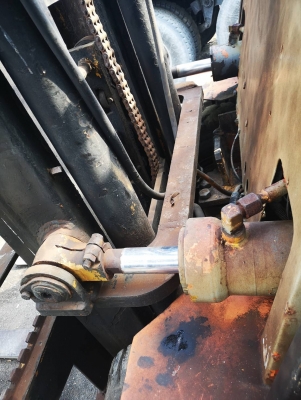 ปิดการขาย!!ฟอร์คลิฟต์ komatsu7ตัน สภาพดี ใช้งานได้เลย