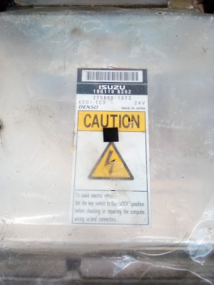 ขาย กล่อง ecu isuzu deca 320 คอมมอนเรล...6sd1 กล่องใช้งานได้ปกติ ถอดออกเพราะเปลี่ยนมาเป็นปั๊มสาย สนใจโทร 0927920206