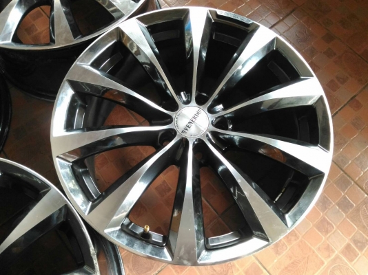 ล้อแม็ก Venerdi ขอบ 18*8,ET42,5h114.3 สภาพสวย เดิมๆ สีเดิม(แบล็คโครมหน้าเงา) ทั้งชุด 5800.-NET *** ยกเองหน้าร้านเท่านั้น งดรับเทิร์น งดส่ง ตจว. ล้อแม็ก Venerdi ขอบ 18*8,ET42,5h114.3 สภาพสวย เดิมๆ สีเดิม(แบล็คโครมหน้าเงา) ทั้งชุด 5800.-NET *** ยกเองหน้าร้านเท่านั้น งดรับเทิร์น งดส่ง ตจว.