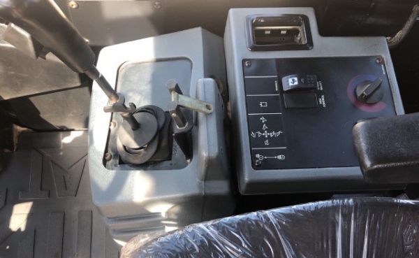 ขายรถตักล้อยาง CAT 910G นำเข้าเองจากญี่ปุ่น สภาพสวยพร้อมใช้ มีVDOการทำงานครับ