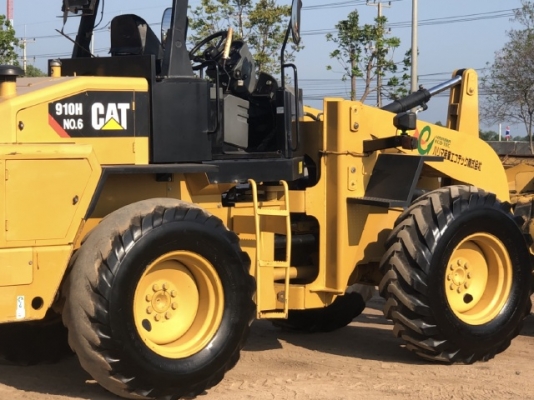 ขายรถตักล้อยาง CAT 910H ปี 2013 นำเข้าเองจากญี่ปุ่น สภาพสวยพร้อมใช้ มีVDOการทำงานครับ