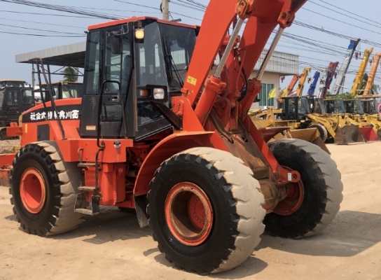 ขายรถตักล้อยาง CAT 962G นำเข้าเองจากญี่ปุ่น สภาพสวยพร้อมใช้ มีVDOการทำงานครับ