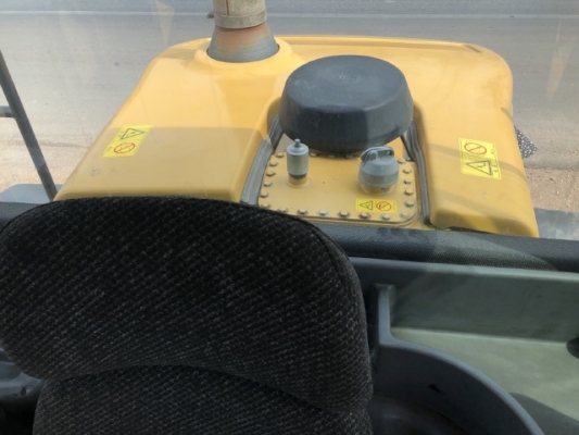 ขายรถตักล้อยาง CAT 962H นำเข้าเองจากญี่ปุ่น สภาพสวยพร้อมใช้ มีVDOการทำงานครับ