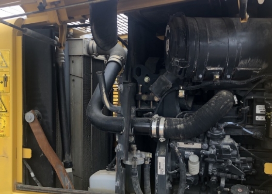 ขายรถตักล้อยาง KOMATSU WA100-5 (6,xxx ชั่วโมง) นำเข้าเองจากญี่ปุ่น สภาพสวยพร้อมใช้ มีVDOการทำงานครับ