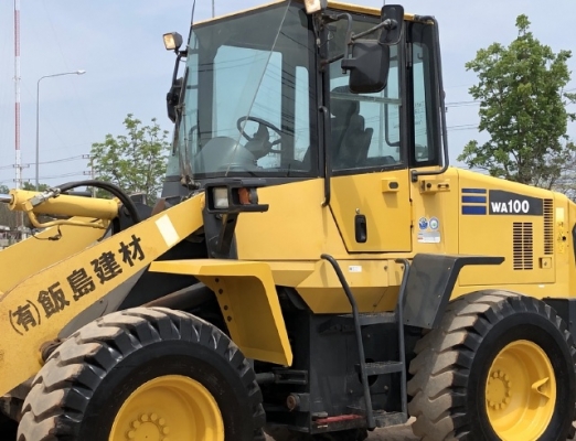 ขายรถตักล้อยาง KOMATSU WA100-5 (6,xxx ชั่วโมง) นำเข้าเองจากญี่ปุ่น สภาพสวยพร้อมใช้ มีVDOการทำงานครับ