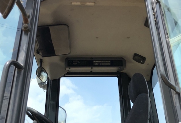 ขายรถตักล้อยาง KOMATSU WA100-5 (6,xxx ชั่วโมง) นำเข้าเองจากญี่ปุ่น สภาพสวยพร้อมใช้ มีVDOการทำงานครับ