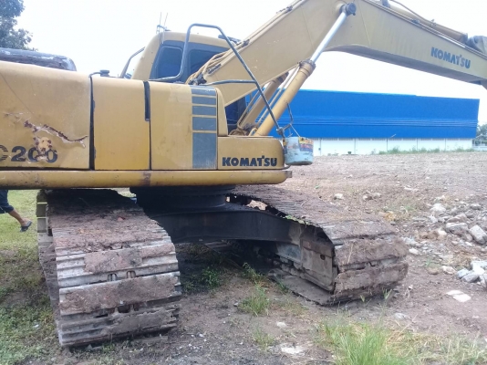 ขายKOMATSU PC200-6 เอกสารเล่มทะเบียน 620,000 ต่อรอง