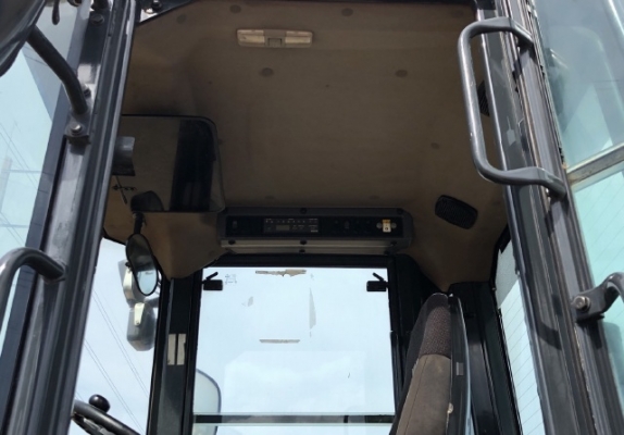 ขายรถตักล้อยาง KOMATSU WA320-7 ปี 2016 นำเข้าเองจากญี่ปุ่น สภาพสวยพร้อมใช้ มีVDOการทำงานครับ