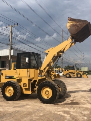 ขายรถตักล้อยาง TCM 830-2 (เท่าเทียบ WA100) (4,XXX ชั่วโมง) นำเข้าเองจากญี่ปุ่น สภาพสวยพร้อมใช้ มีVDOการทำงานครับ