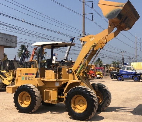 ขายรถตักล้อยาง TCM E830 นำเข้าเองจากญี่ปุ่น สภาพสวยพร้อมใช้ มีVDOการทำงานครับ