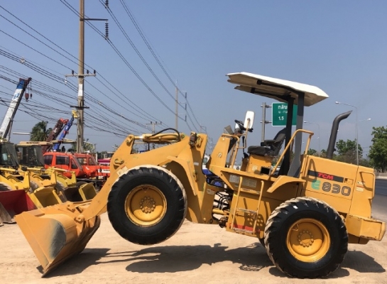 ขายรถตักล้อยาง TCM E830 นำเข้าเองจากญี่ปุ่น สภาพสวยพร้อมใช้ มีVDOการทำงานครับ