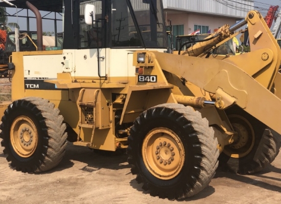 ขายรถตักล้อยาง TCM 840-2 แขนยาวพิเศษ นำเข้าเองจากญี่ปุ่น สภาพสวยพร้อมใช้ มีVDOการทำงานครับ