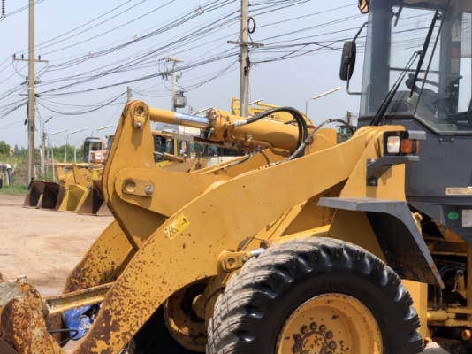 ขายรถตักล้อยาง TCM L20-3 (เทียบเท่า WA200) นำเข้าเองจากญี่ปุ่น สภาพสวยพร้อมใช้ มีVDOการทำงานครับ