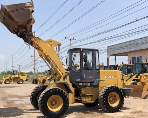 ขายรถตักล้อยาง TCM L20-3 (เทียบเท่า WA200) นำเข้าเองจากญี่ปุ่น สภาพสวยพร้อมใช้ มีVDOการทำงานครับ