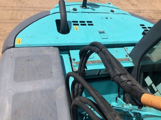 ขายรถขุด KOBELCO SK135SR หัวแม่เหล็ก นำเข้าเองจากญี่ปุ่น สภาพสวยพร้อมใช้ มีVDOการทำงานครับ