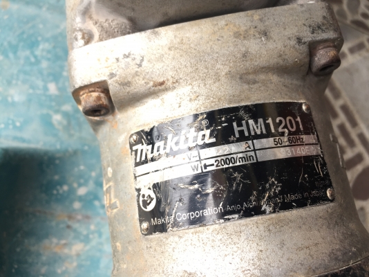 ขายสกัดไฟฟ้า MAKITA HM1201 มือสอง สภาพสวยๆครับ ขายสกัดไฟฟ้า MAKITA HM1201 มือสอง สภาพสวยๆครับ