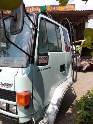 ขายหัวรถอีซุร้อคกี้ สวยตามสภาพ ราคา65000 สนใจติดต่อคุณเอ 087-049-9962