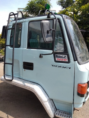 ขายหัวรถอีซุร้อคกี้ สวยตามสภาพ ราคา65000 สนใจติดต่อคุณเอ 087-049-9962