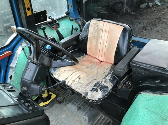 ขายฟอร์ด7810รถ6สูบ2เพลาคาราโล่แท้เดิมๆใครหาอยู่ด่วนๆ ราคา480000ต่อรอง เจ้าของขายเอง  0988500292