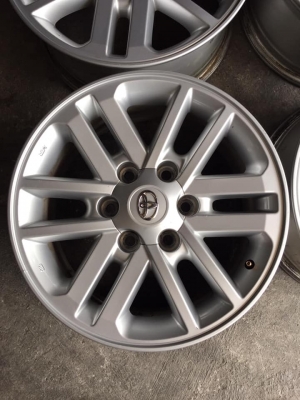 ชุดที่5 ล้อฟอจูนเนอร์17 ไม่ซ่อมคตดุ้ง มีลอยตามใช้งานเล็กน้อย สนใจโทร0879050181.ส่งได้ทั่วไทย