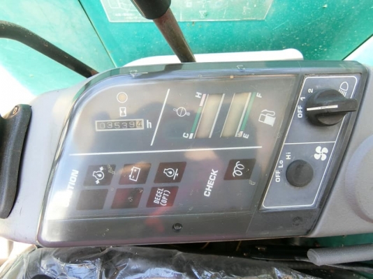 ขายรถขุดแบคโฮ KOMATSU PC25-7 ขนาดPc25 รถเก่านอกแท้100\% คอลโทนน้ำมัน เครื่องแน่น ระบบไว รถพร้อมใช้งาน เอกสารใบอินวอยครบ          ????ราคา 350,000 ต่อรองได้???? ☎ติดต่อ 096-3268553 (สถิตย์พันธ์) ????ID LINE 0963268553 ร้านรุ่งเจริญแทรกเตอร์ อำเภอพระพุทธบาท