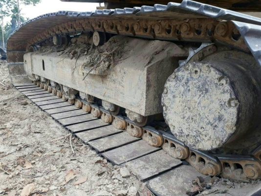 มี VDO ให้ชม.ขายดาวน์ 550000 KOMATSU PC200-7 ผ่อนต่อ 43800 x 31 = 1357800 รวม 1907800 ไมล์ 9450 ชม. มี VDO ให้ชม.ขายดาวน์ 550000 KOMATSU PC200-7 ผ่อนต่อ 43800 x 31 = 1357800 รวม 1907800 ไมล์ 9450 ชม.