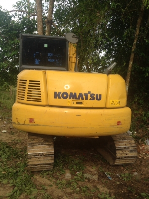 ขายดาวน์!! Komatsu PC70-8 ไมล์ ชม.2,800 ขายดาวน์!! Komatsu PC70-8 ไมล์ ชม.2,800