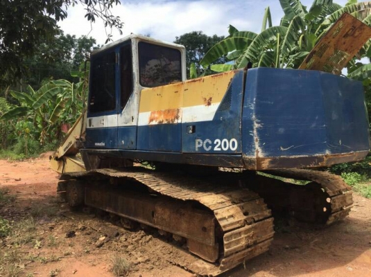 ขายแบคโฮKOMATSU PC200-5 ไม่มีเอกสารไฟเต็มซีเรียล60,000กว่าราคา 420,000 ขายแบคโฮKOMATSU PC200-5 ไม่มีเอกสารไฟเต็มซีเรียล60,000กว่าราคา 420,000