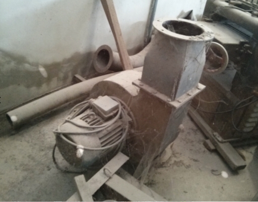 โบว์เวอร์ดูดขี้เลื่อยสภาพเก่าเก็บ (พร้อมใช้)