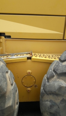 ขายรถเกรดจอนเดียร์ 670Gใช้งานพันกว่า ชม.เอกสารเล่มทะเบียนราคา 2,800,000