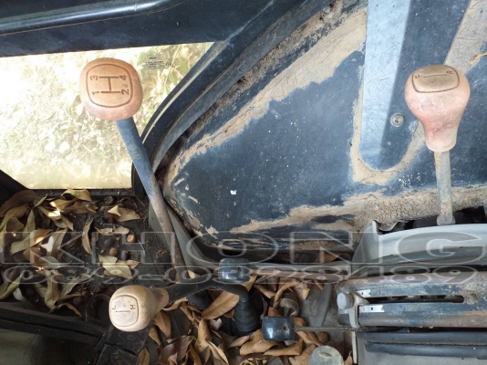 ขายด่วน Ford 3090 รถนอก ใช้ตักมันใส่16ล้อ ใส่เครื่อง3สูบ ยางดี2เพลา หาง7 รถพร้อมใช้งาน เพียง 255000 บาท