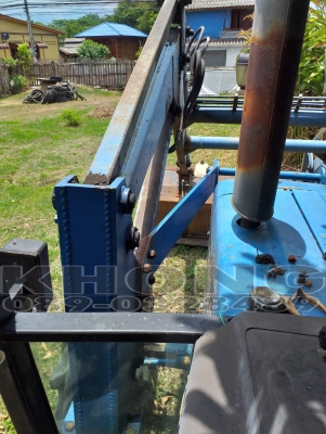 ขายด่วน Ford 3090 รถนอก ใช้ตักมันใส่16ล้อ ใส่เครื่อง3สูบ ยางดี2เพลา หาง7 รถพร้อมใช้งาน เพียง 255000 บาท