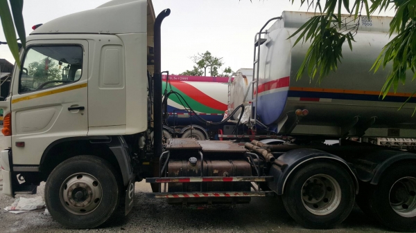 ขาย Hino ซีรี่ย์5 380 ปี52 *เฉพาะหัว*