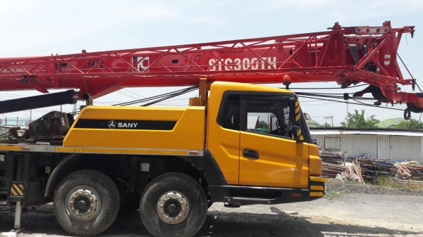 รถเครน 30 ตัน SANY เอกสารเล่มทะเบียน สภาพสวย พร้อมใช้งาน