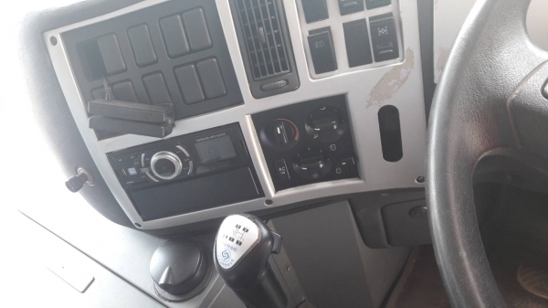 รถเครน 30 ตัน SANY เอกสารเล่มทะเบียน สภาพสวย พร้อมใช้งาน รถเครน 30 ตัน SANY เอกสารเล่มทะเบียน สภาพสวย พร้อมใช้งาน