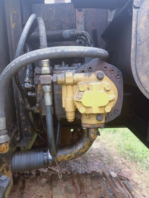 มี VDO ให้ชม.KOMATSU PC200-5 เอกสารเล่ม ไฟตัด ราคา 420000