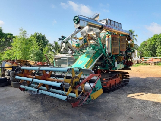 ขาย370.000บาท รถเกี่ยวข้าวอุ้ม2ตัน รถอู่ ต.เจริญการช่าง สภาพยังสวย ใช้งานมาน้อย