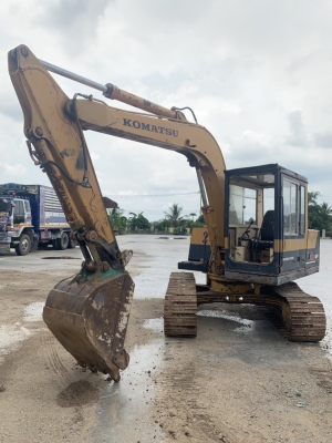 ขาย pc60-3 พร้อมใช้งาน เครื่องปั๊มดี เอวแน่น ใส่กระจกให้ครบๆ