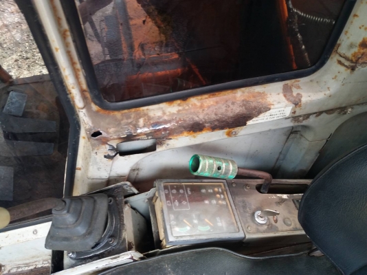 ขาย 345,000 KOMATSU sk 03 เครื่องดี ปั้มแรง เอวแน่น ช่วงล่างเต็ม รถพร้อมใช้งาน รถอยู่ นครปฐม 090-772-3710 090-772-3708