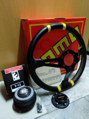 พวงมาลัยแต่ง MOMO/ พร้อมคอพวงมาลัย