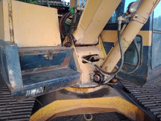ขาย 355,000 KOMATSU pc 60-5 เครื่องดี ปั๊มแรง เอวแน่น ช่วงล่างเต็ม รถพร้อมใช้งาน รถอยู่ ปทุมธานี 092-595-6777 061-446-2662 ญิ๋งยุ