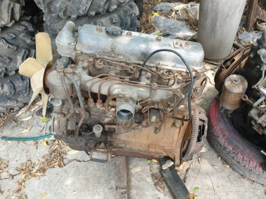 เครื่องดีเเซล รหัสbของโตต้า หมุนได้แต่ไม่เคยลองติดเครื่อง ไม่มีเลขขาย18000 สนใจ 0827861333 เครื่องอยู่คลอง6ลำลูกกา วัดประชุมราษฎร์