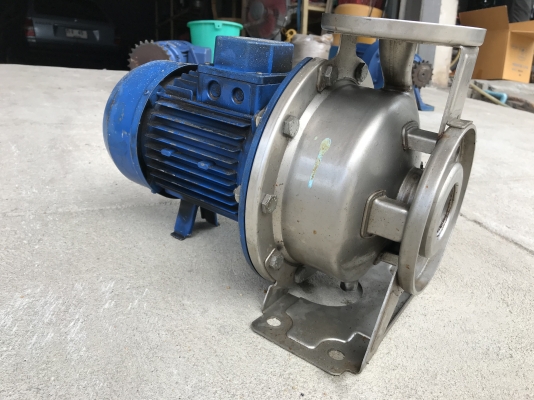 ขายปั๊มน้ำหอยโข่งหัวปั๊มสแตนเลส Ebara 2HP. 380V made in Italy ขนาดเข้า 2นิ้ว ออก 1.2นิ้ว สภาพสวยเดิมๆ หมุนนิ่ม พร้อมใช้งาน ขายปั๊มน้ำหอยโข่งหัวปั๊มสแตนเลส Ebara 2HP. 380V made in Italy ขนาดเข้า 2นิ้ว ออก 1.2นิ้ว สภาพสวยเดิมๆ หมุนนิ่ม พร้อมใช้งาน