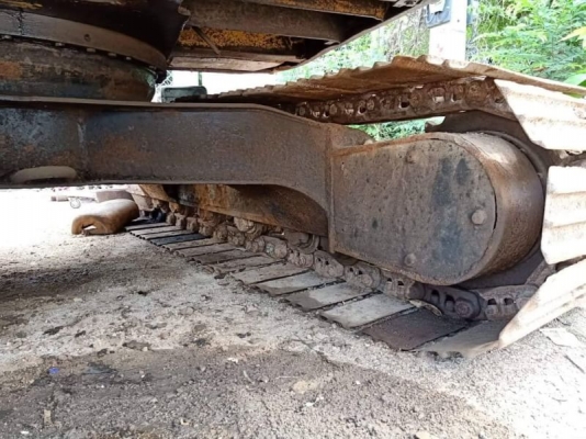 KOMATSU PC 120-5 KOMATSU PC 120-5