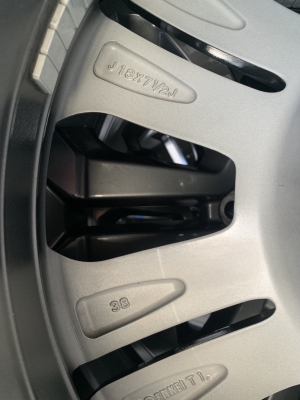 ล้อแม็กป้ายแดง Mitsu Triton ขอบ 18 รุ่นใหม่ล่าสุด พร้อมยางป้ายแดง 265-60-18 Bridgestone ปลายปี 18 แม็กสวย ยางมีตุ่ม ล้อแม็กป้ายแดง Mitsu Triton ขอบ 18 รุ่นใหม่ล่าสุด พร้อมยางป้ายแดง 265-60-18 Bridgestone ปลายปี 18 แม็กสวย ยางมีตุ่ม