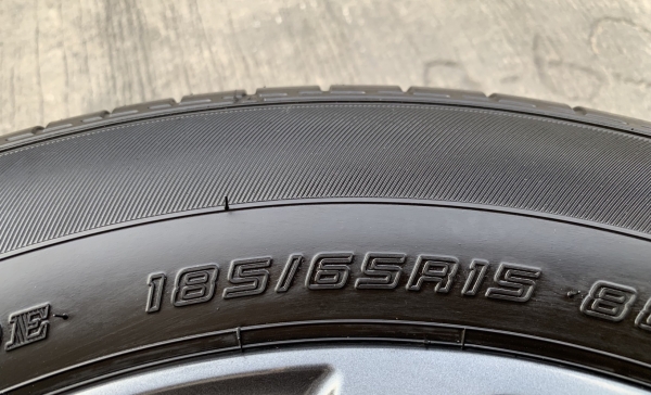 ล้อแม็กป้ายแดง Mazda 2 ขอบ 15 สีดำ พร้อมยาง 185-65-15 Dunlop ปี 18 แม็กสวย ดอกเต็มๆ ล้อแม็กป้ายแดง Mazda 2 ขอบ 15 สีดำ พร้อมยาง 185-65-15 Dunlop ปี 18 แม็กสวย ดอกเต็มๆ