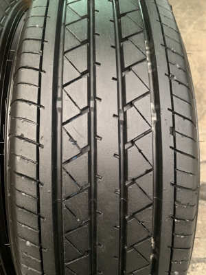 ยางป้ายแดง 205-70-15 Yokohama ปี 19 ดอกเต็มๆ ตุ่มชัด